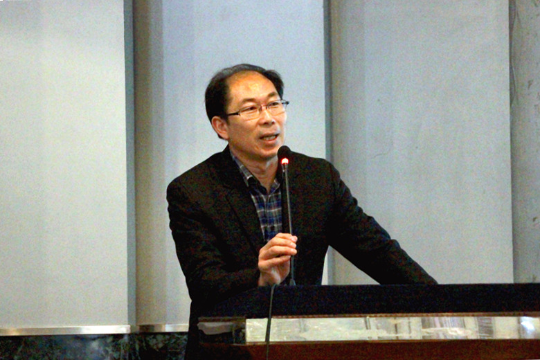 王明友传达文件精神